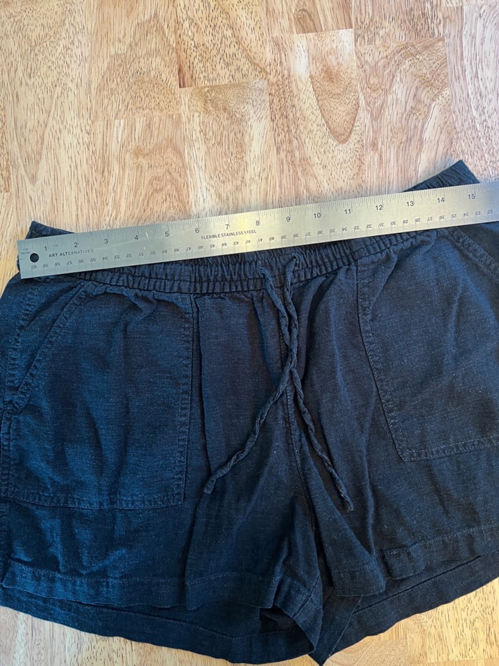 J. Crew Linen/Viscose Blend Drawstring Black Shorts Size Medium - Picture 11 of 12
